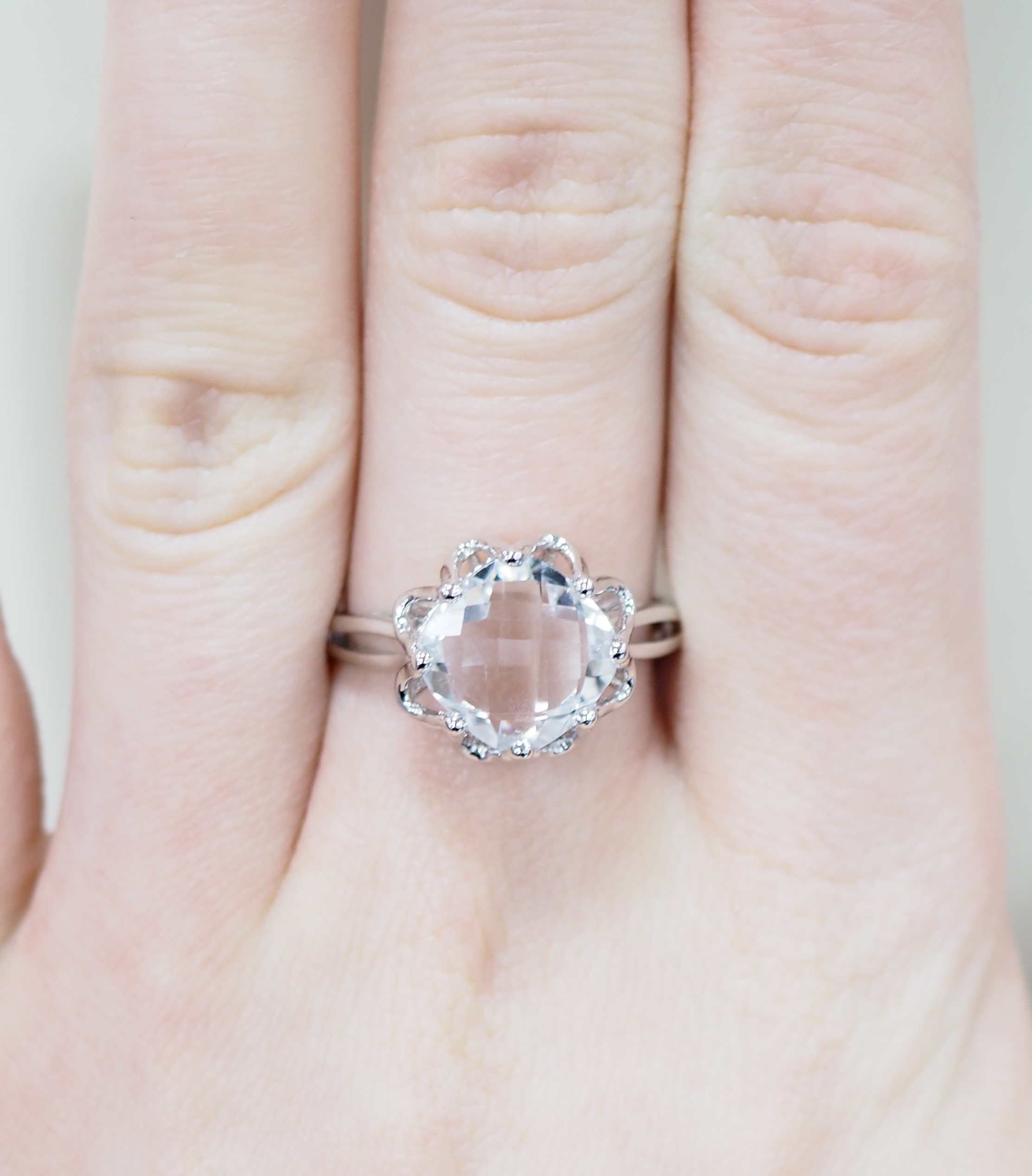 Серебряное кольцо 925 пробы; вставки 1 Горный хрусталь;